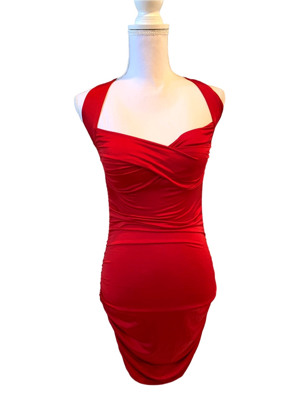 Sabora Bodycon Midi Ruched Red Dress - Size Medium. NWOT